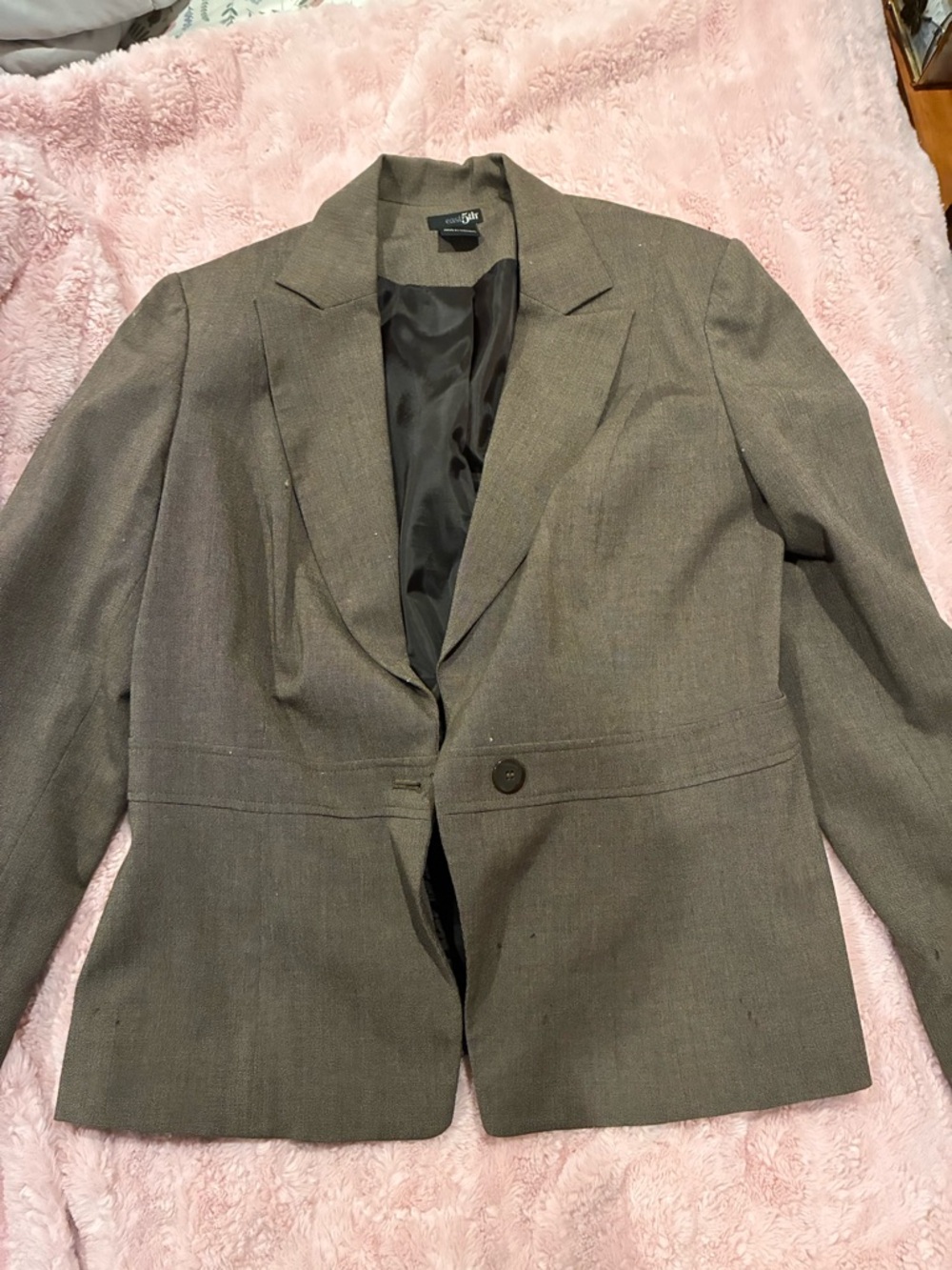 Classic Women's Gray Blazer - Single Button